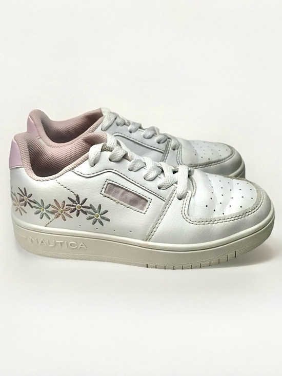 Nautica Other - Nautica Kids Embroidered Flowers Sneakers Sz 12 White Pastel Preppy Casual Shoes